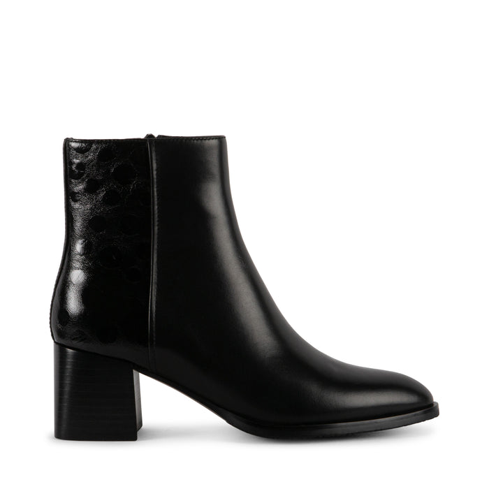 BLACK / 6 W / Leather