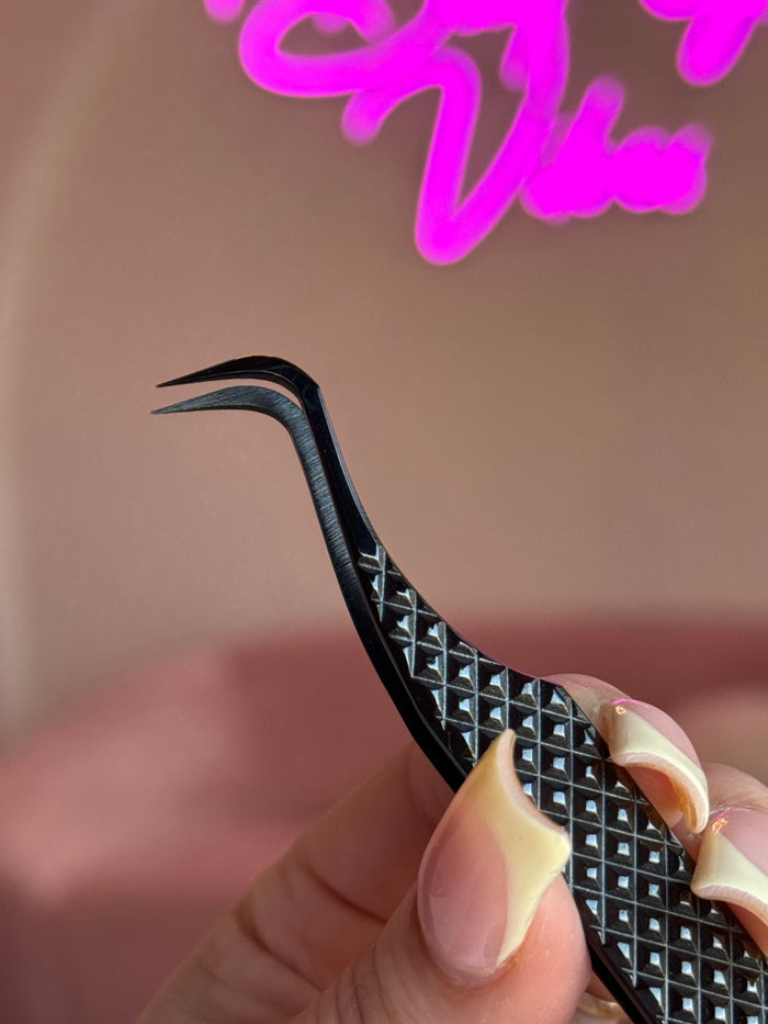 Black plasma C curve