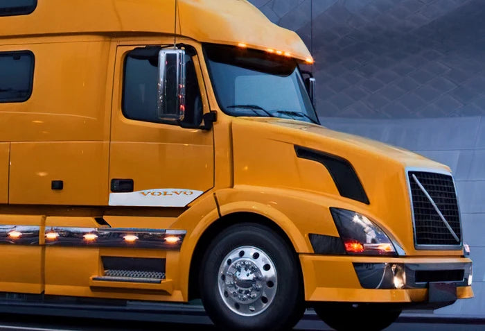 Bottom Door Plate Stainless Steel Passenger 1998-2019 Volvo VNL VN VNR