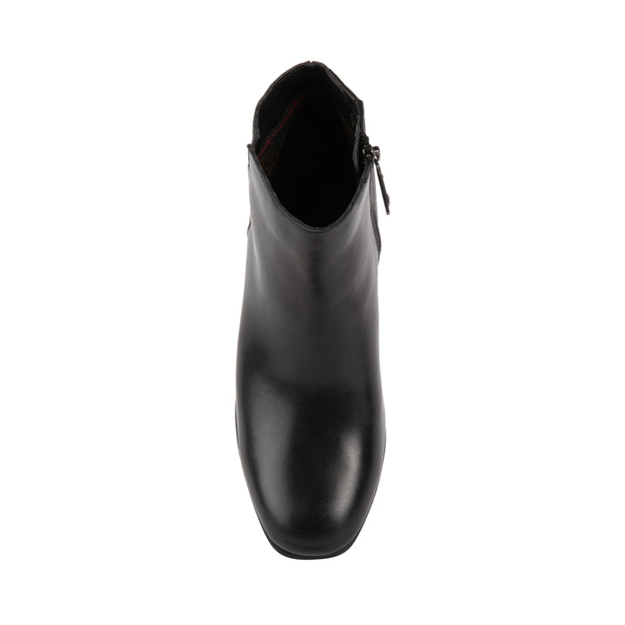 BLACK LEATHER