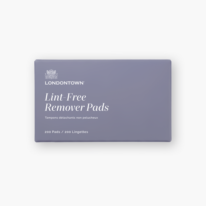 A rectangular box labeled “Lint-Free Remover Pads” from LONDONTOWN, containing 200 pads, is displayed on a plain white background.