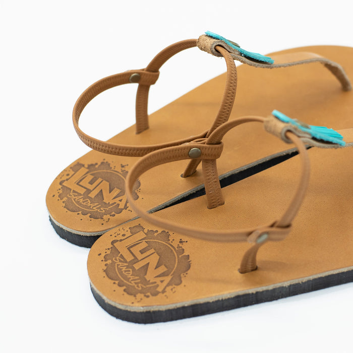 LUNA Brujita sandal - Tan - footbed logo close-up