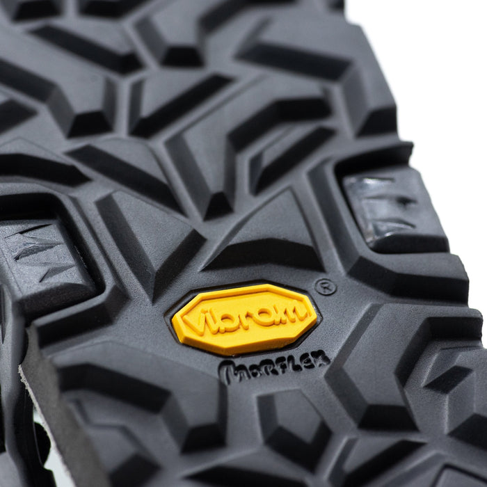 LUNAcycled Mono Winged Edition - Black - Vibram Morflex macro