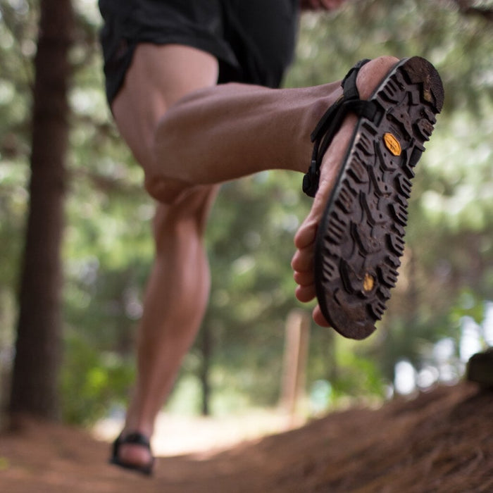 LUNAcycled Retro Oso Flaco - forest run, sole up