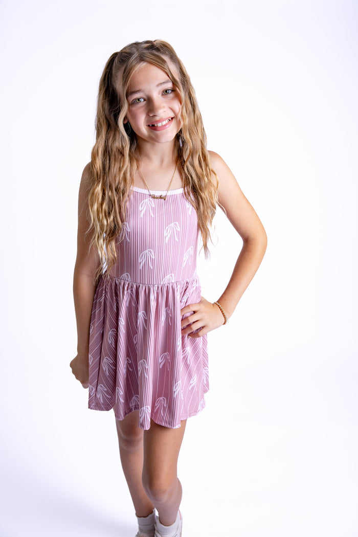 Main Character- Sandy Bow