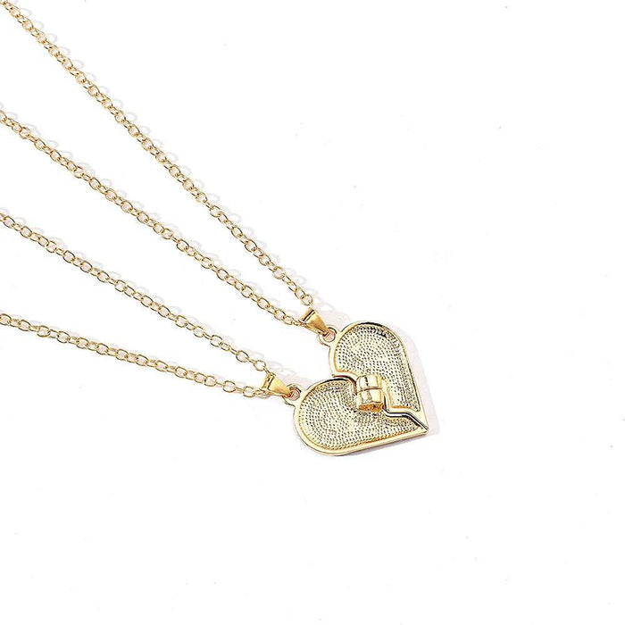 Matching Necklaces from Blacinshop - Couple Necklace