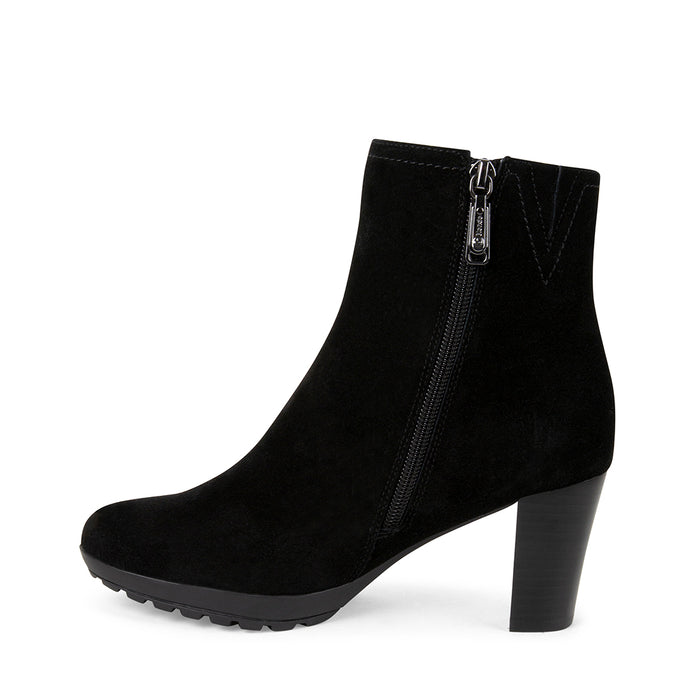 BLACK SUEDE