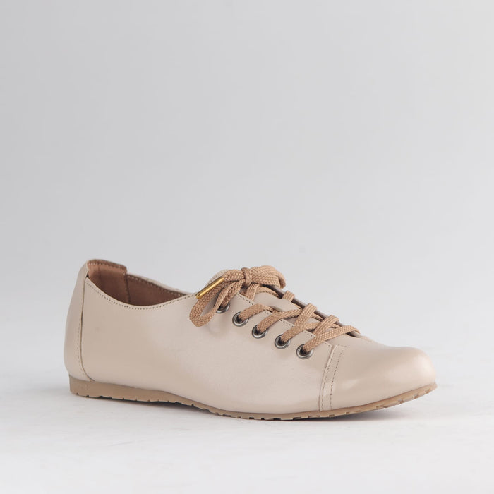 Factory Shop Shoes Froggie Women’s Sneaker- Ivory Leather - 13032 - side angle.
