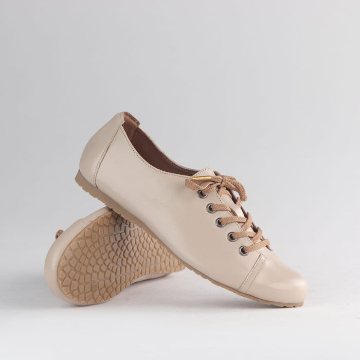 Factory Shop Shoes Froggie Women’s Sneaker- Ivory Leather - 13032 - pair.