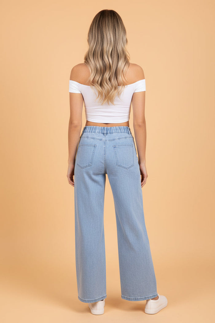 Solid Denim Barrel Jeans with Square Patch Pockets