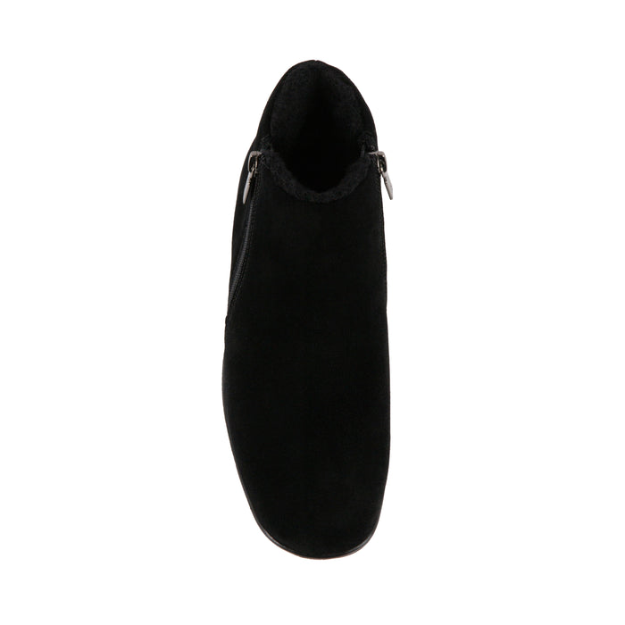 BLACK SUEDE