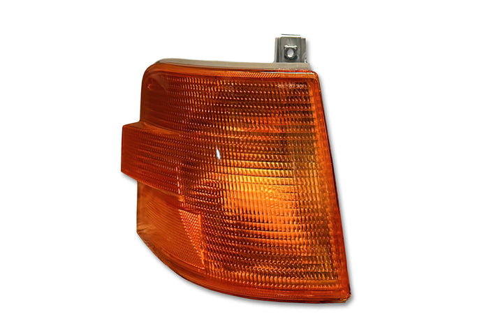 Turn Signal Light Passenger 1998-2003 Volvo VN VNL;  2000-2017 VNM