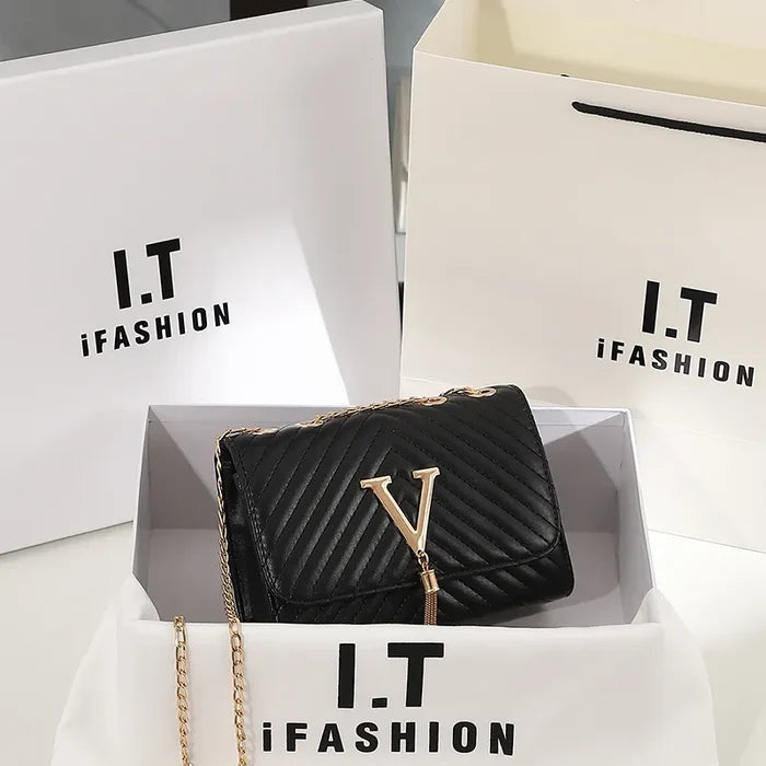 Verónica Adriaen Geniune Leather Shoulder Bag