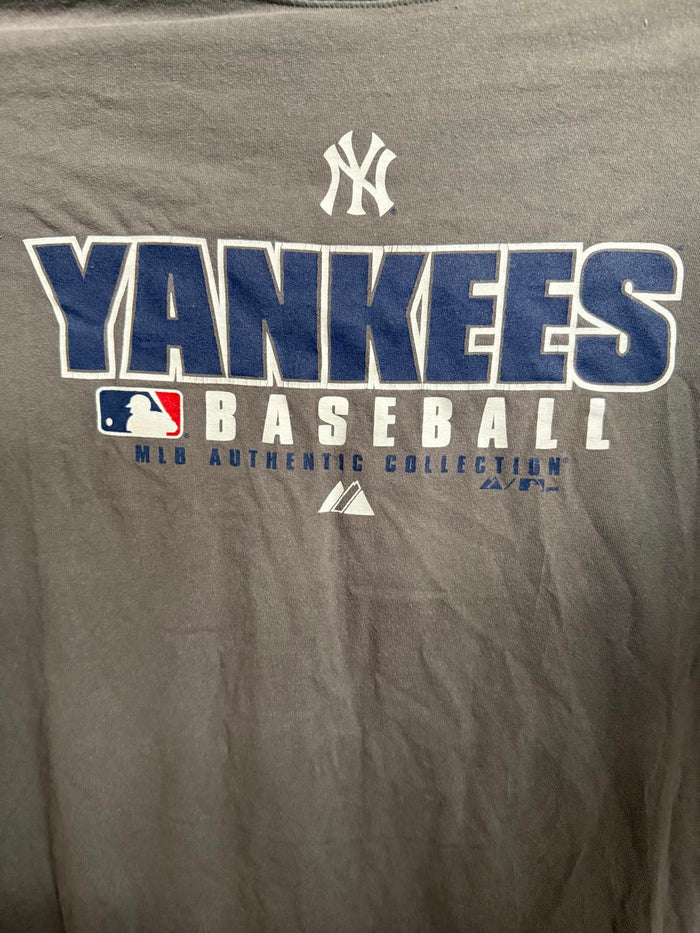 VTG NY Yankees T-shirt Jersey Mariano Rivera 42 Majestic L