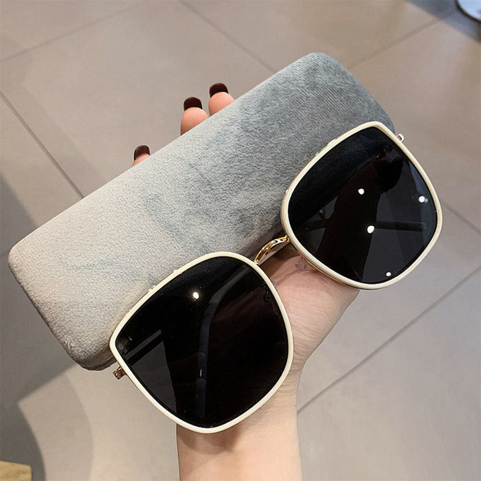 Women's INS Style Harajuku Retro Oversized Sunglasses | ZAKAPOP