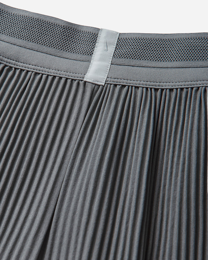 Nike Wmns Nike Aeroswift Isamaya Ffrench Smoke Grey/Pure Platinum Shorts Short IU2033-084
