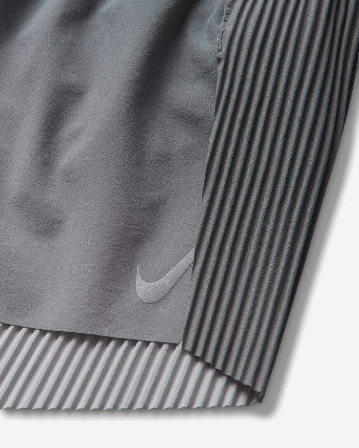 Nike Wmns Nike Aeroswift Isamaya Ffrench Smoke Grey/Pure Platinum Shorts Short IU2033-084