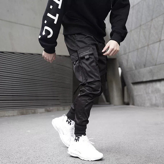 YE2032 Matte Black Joggers