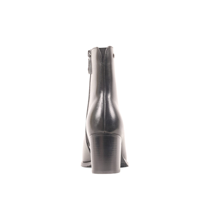 YUSRA BLACK LEATHER WATERPROOF BOOT